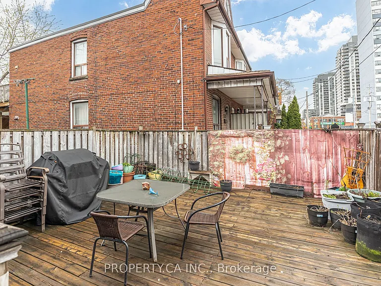 242 Emerson Ave #BASEMENT — Photo 7