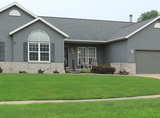 3375 Jonquil Ln, Marion, IA 52302