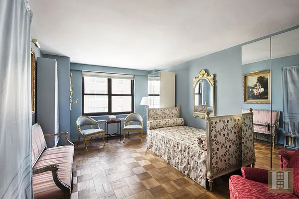 Sold by Halstead Real Estate | media 2