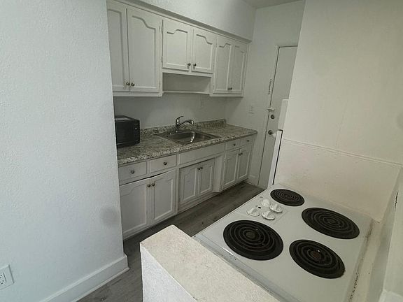 4th image of 10190 E Bay Harbor Dr APT 6F