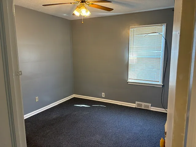 4 bed, 1.5 bath, 1204 sqft, $1,150 — Photo 2