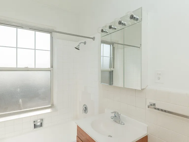 451 W. Wrightwood — Photo 11