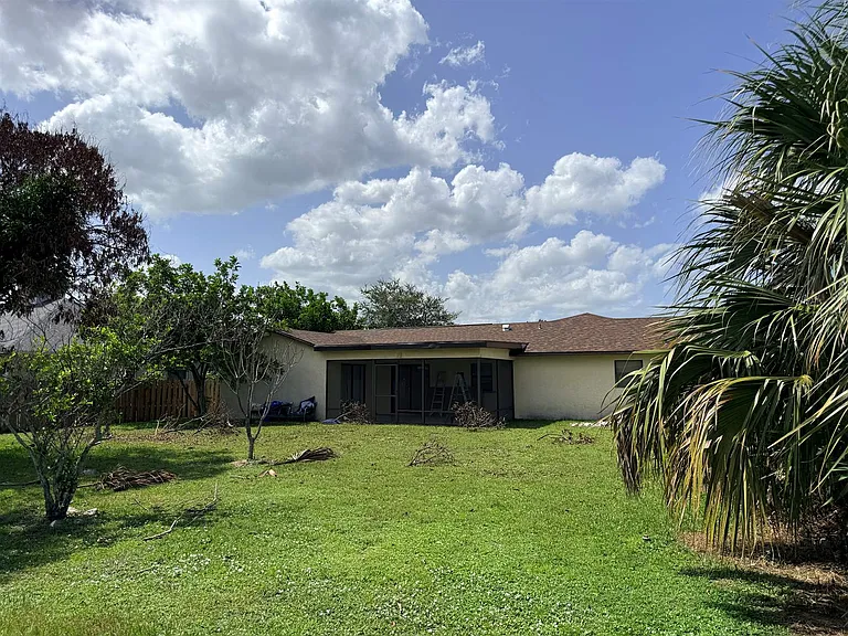 508 NE Azalea Ave — Photo 13