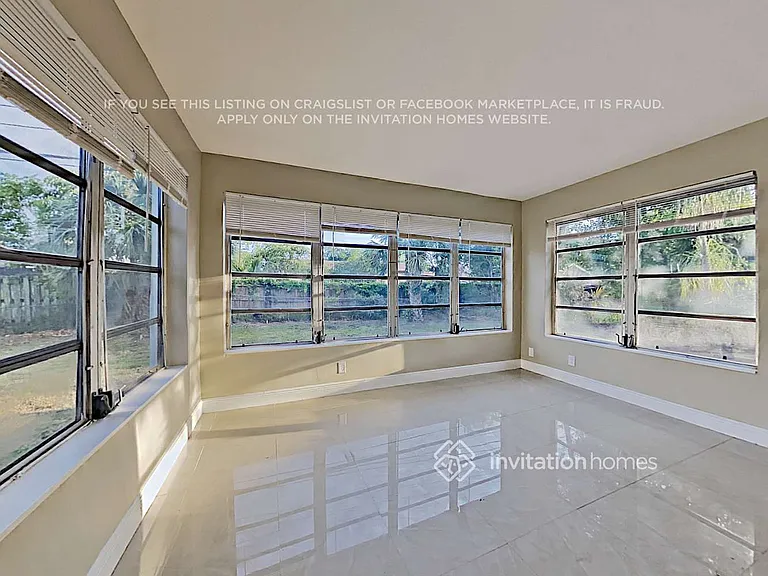5560 SW 7th Ct — Photo 15