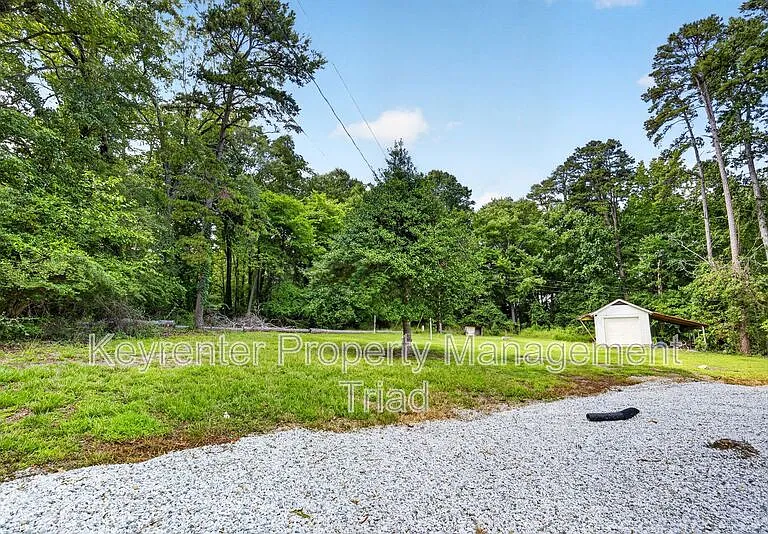 5108 Lakeshore Ct — Photo 42