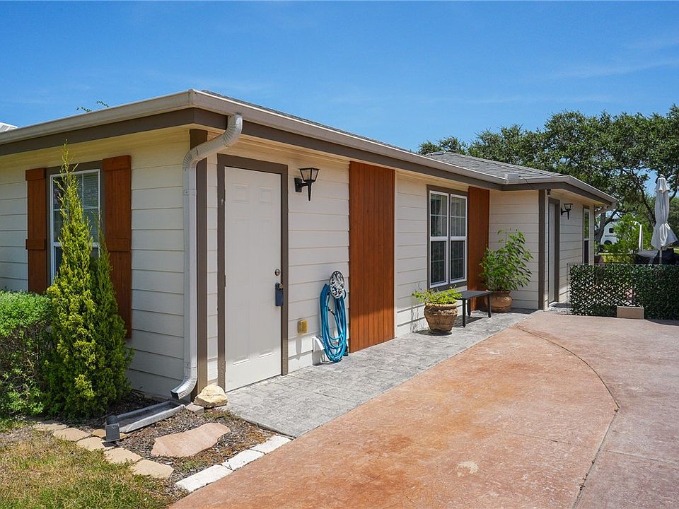 1st image of 72 Augusta Cir