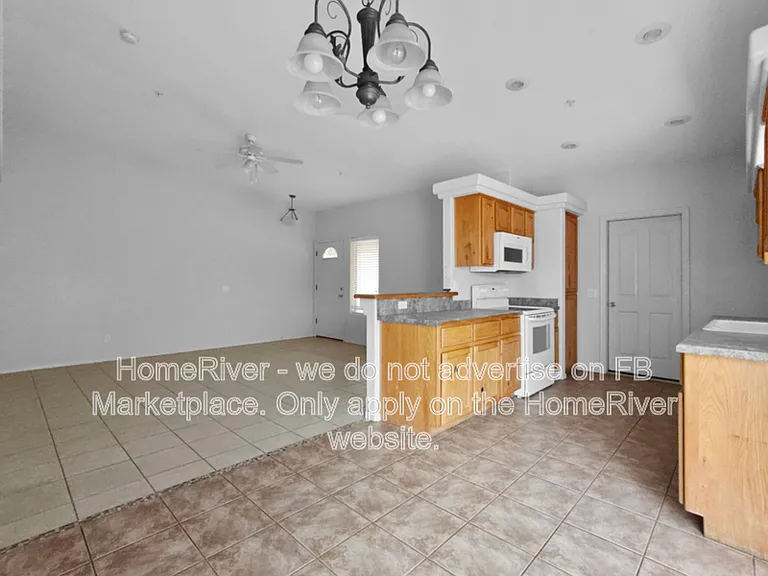 2806 Palisades Dr #101 — Photo 6