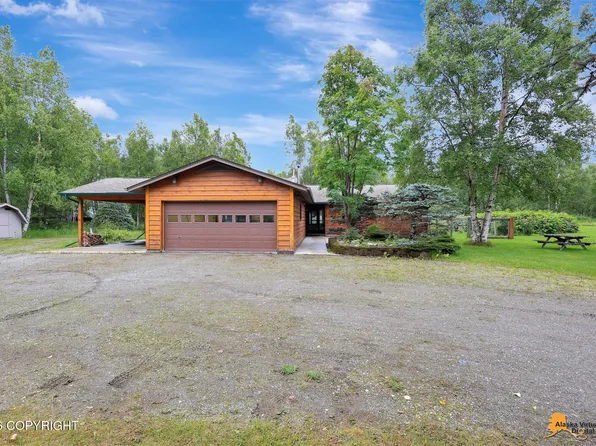 4701 S Redoubt Dr, Wasilla, AK 99654