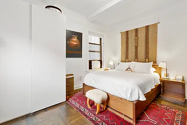 Sold by Nest Seekers International