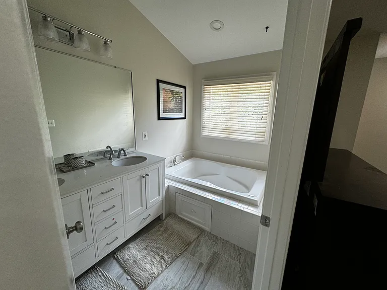 10526 Abingdon Way — Photo 11