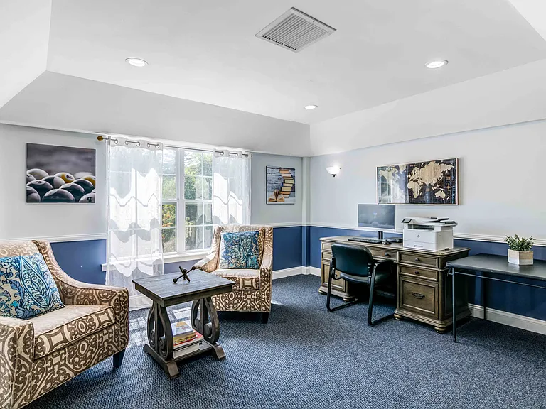 The Horizons at Franklin Lakes Apartment Homes — Photo 17
