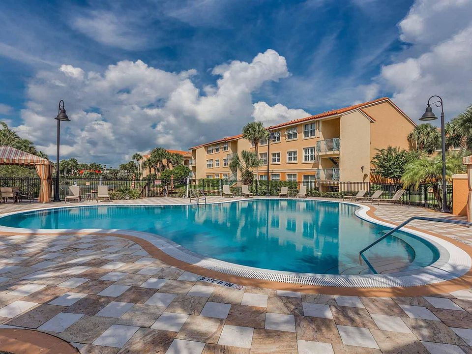 1st image of 109 25th Ave S