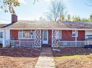 2171 8th Ave NW, Hickory, NC 28601