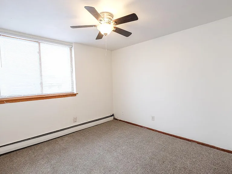 Cedar Commons — Photo 15