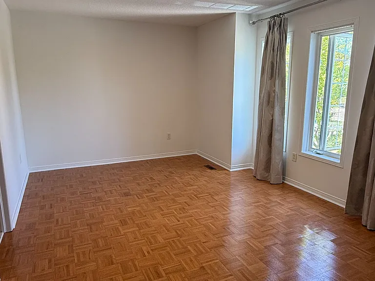 39 Emery Hill Blvd — Photo 14