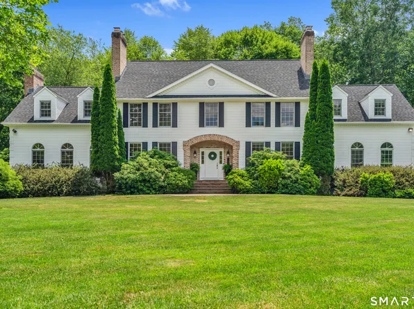 1 Crystal Terrace, Woodbridge, CT 06525