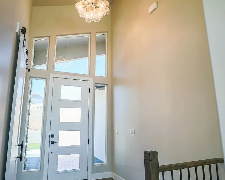 1855 W 740 South Cir — Photo 15