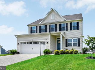 6 Donald Dr, Shrewsbury, PA 17361