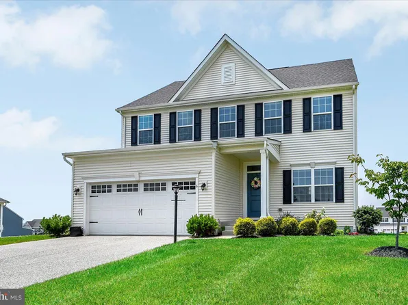 6 Donald Dr, Shrewsbury, PA 17361