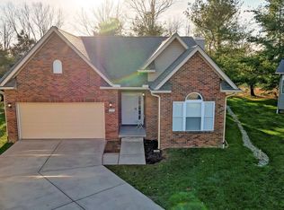 1310 S Hearthstone Ct, Bloomington, IN 47401