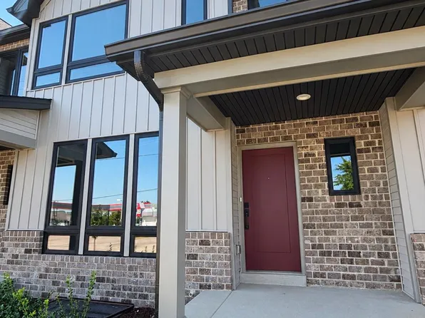 7909 Mexico Rd, Saint Peters, MO 63376