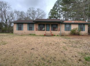 302 Cherokee Dr, Jasper, AL 35501