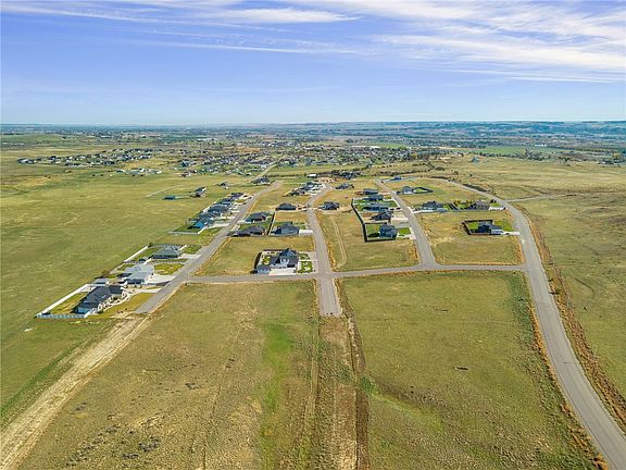 3rd image of 1319 Plateau Rd