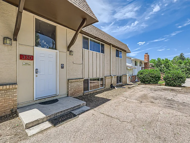 330 Gahart Dr #1 — Photo 5