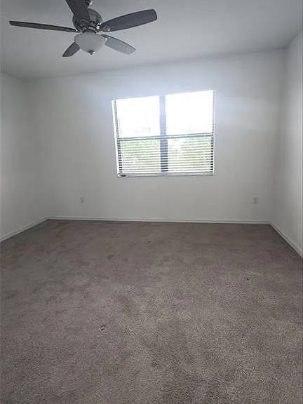 9015 Madrid Cir — Photo 11