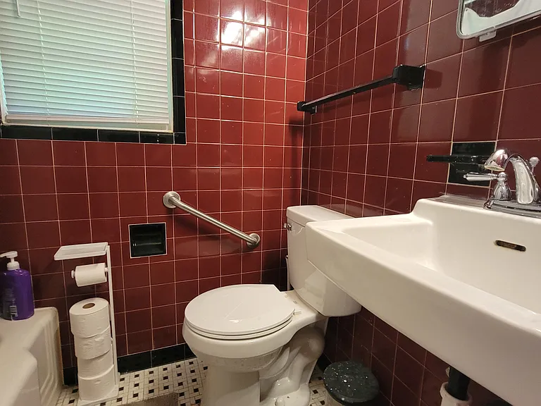 33 N Maple Ave #1 — Photo 12
