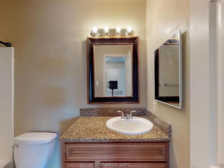 904 University Oaks Blvd #22 — Photo 19