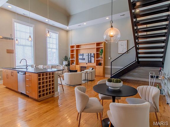 3rd image of 2216 Sidney St APT 10