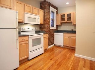 67 Burbank St #15A, Boston, MA 02115
