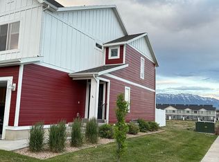 466 S Day Dream Ln, Saratoga Springs, UT 84045