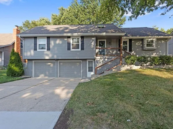 721 SE Claremont St, Lees Summit, MO 64063