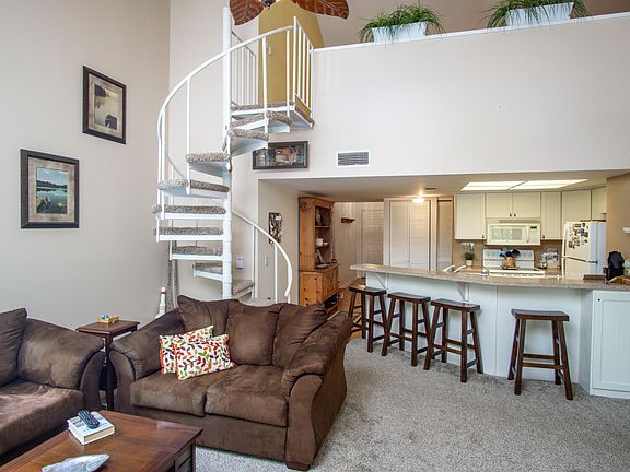 2nd image of 20800 River Dr #32