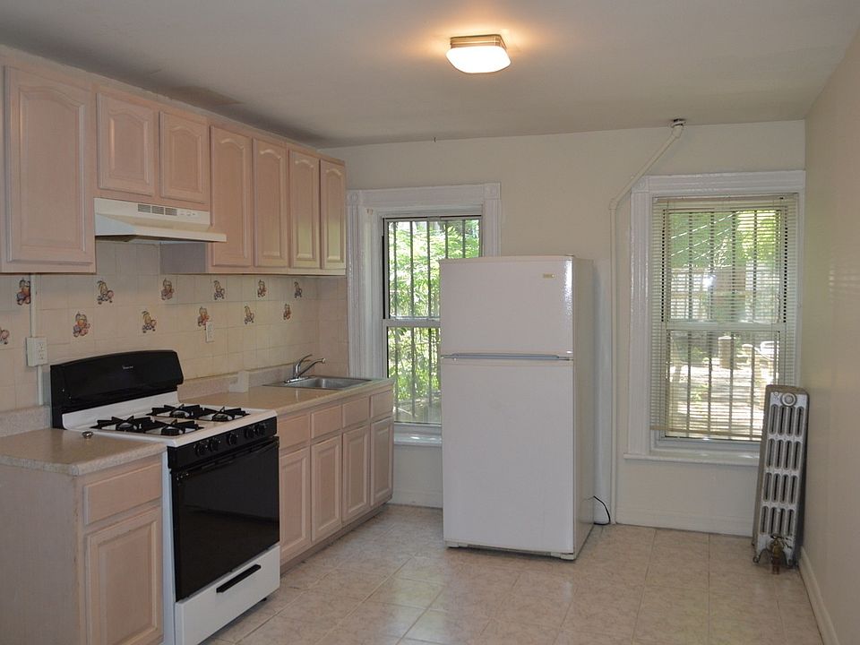 2nd image of 310 Lewis Ave #First