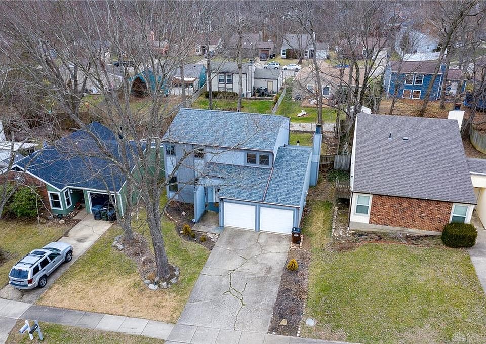 1st image of 7122 Woodridge Dr