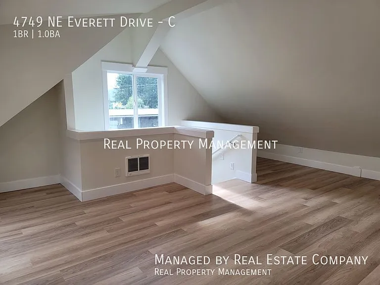 4749 NE Everett Dr #C — Photo 5