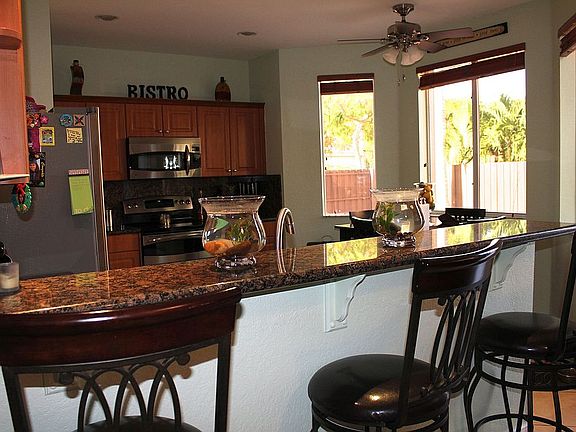 Kitchen/Counter Area