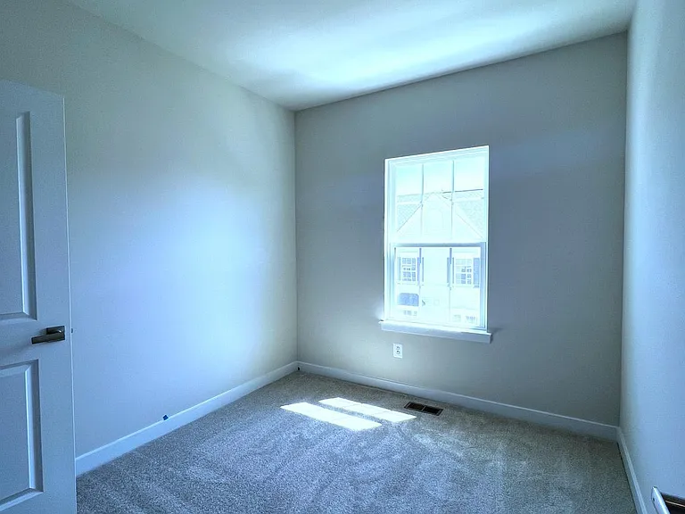10913 Blanton Way — Photo 20