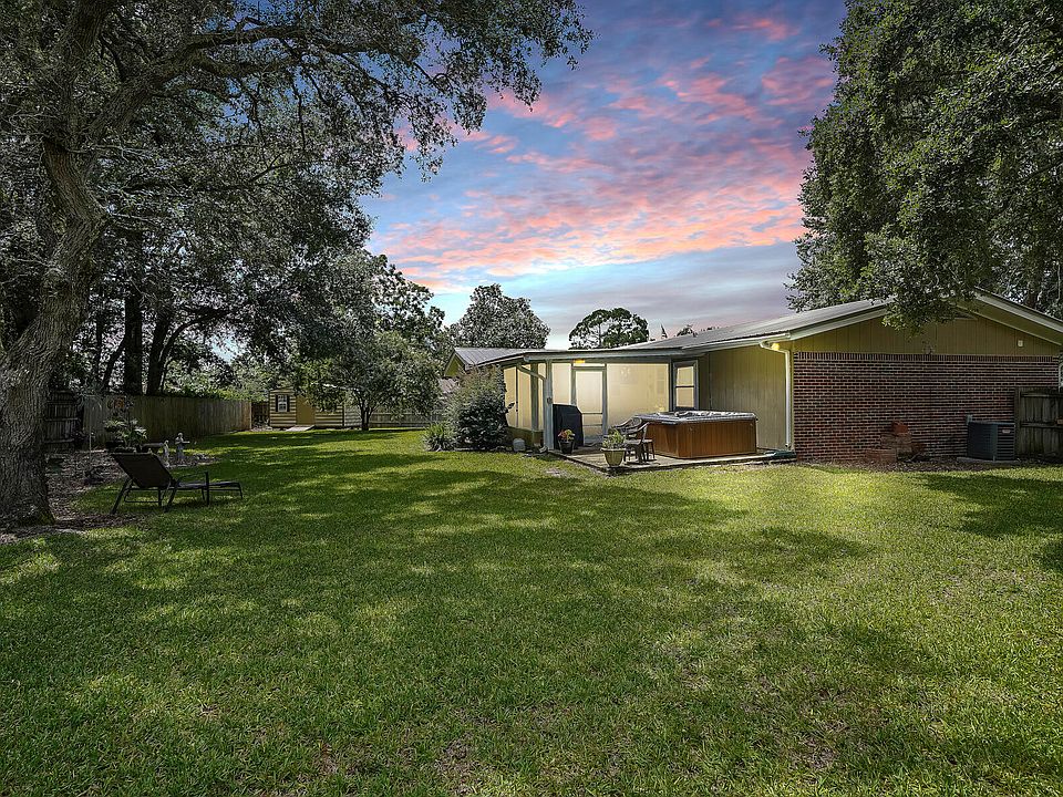123 Pinewood Ter, Fort Walton Beach, FL 32548 Zillow