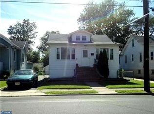 44 S Forklanding Rd, Maple Shade, NJ 08052