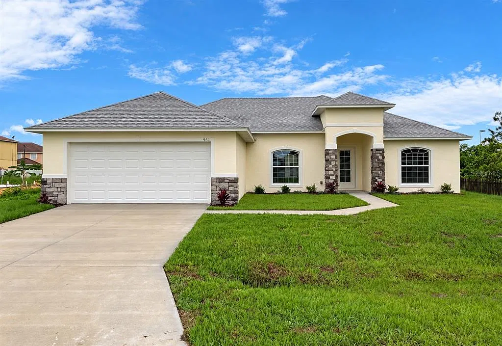 4 bed, 2.0 bath, 1781 sqft, $2,200 — Photo 1
