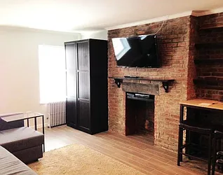 Rented by Nest Seekers International