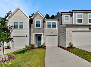 572 Barrington Row Ave, Zebulon, NC 27597