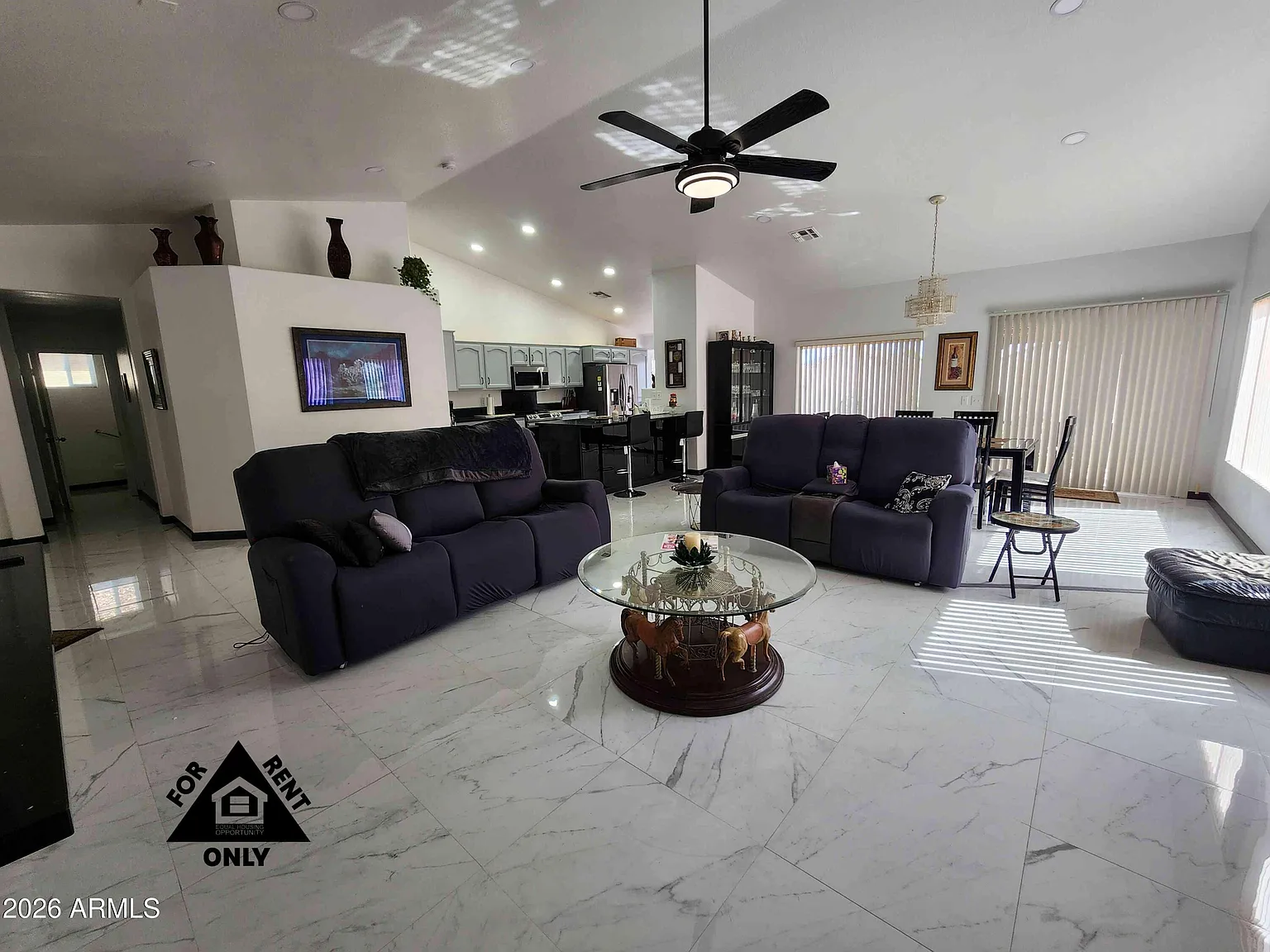 2 bed, 2.5 bath, 1671 sqft, $2,300 — Photo 3