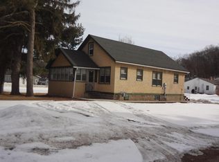 140 1st Ave NE, Oronoco, MN 55960