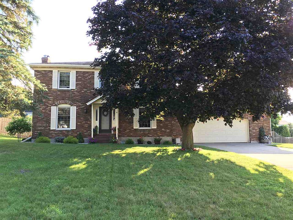 1st image of 19 Coventry Dr