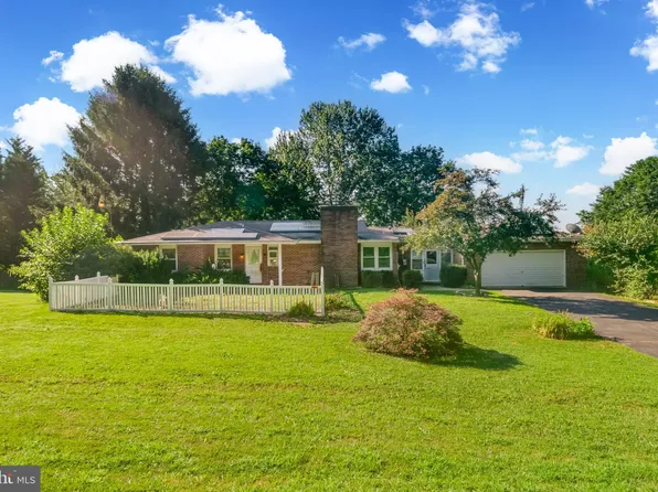 3955 Rinehart Rd, Westminster, MD 21158